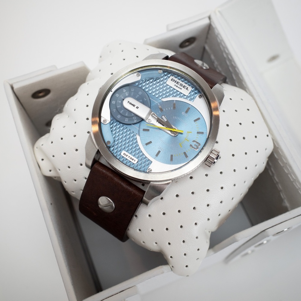 Diesel Mini Daddy Brown Blue Leather Band Watch DZ7321